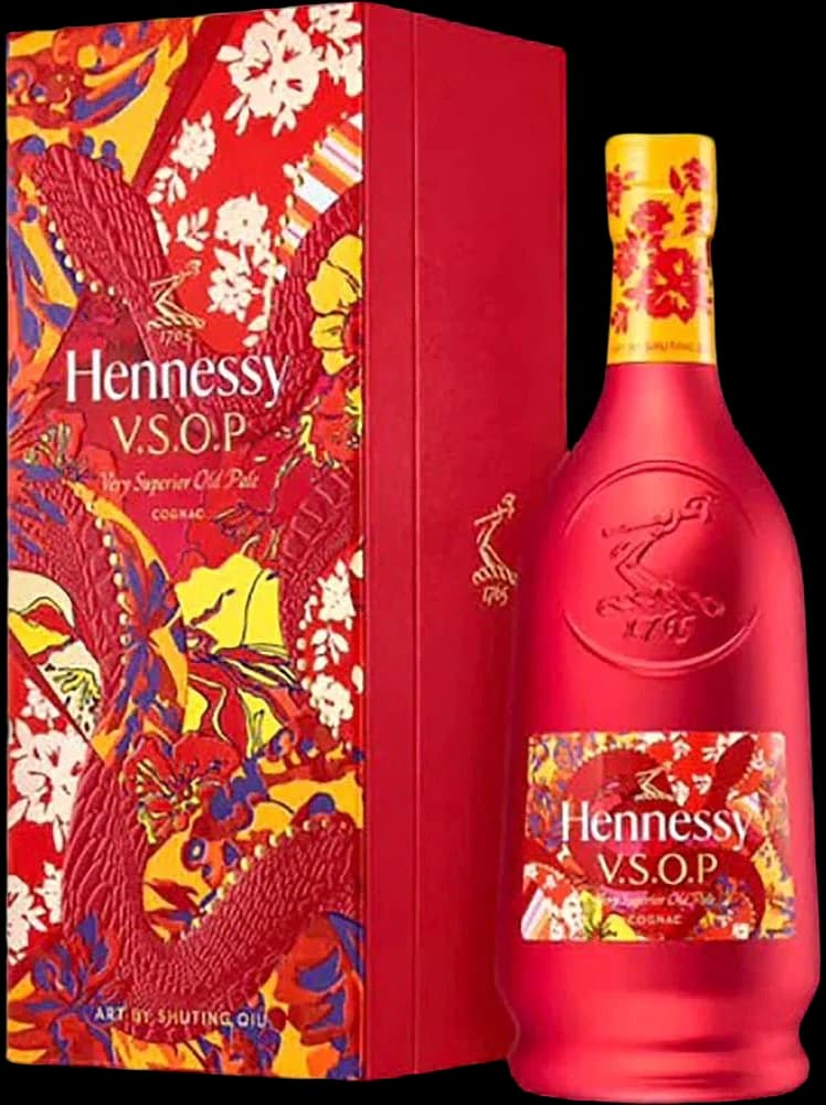 Hennessy V.S.O.P Lunar New Year 2025 Art By Shuting Qiu Cognac (750mL)